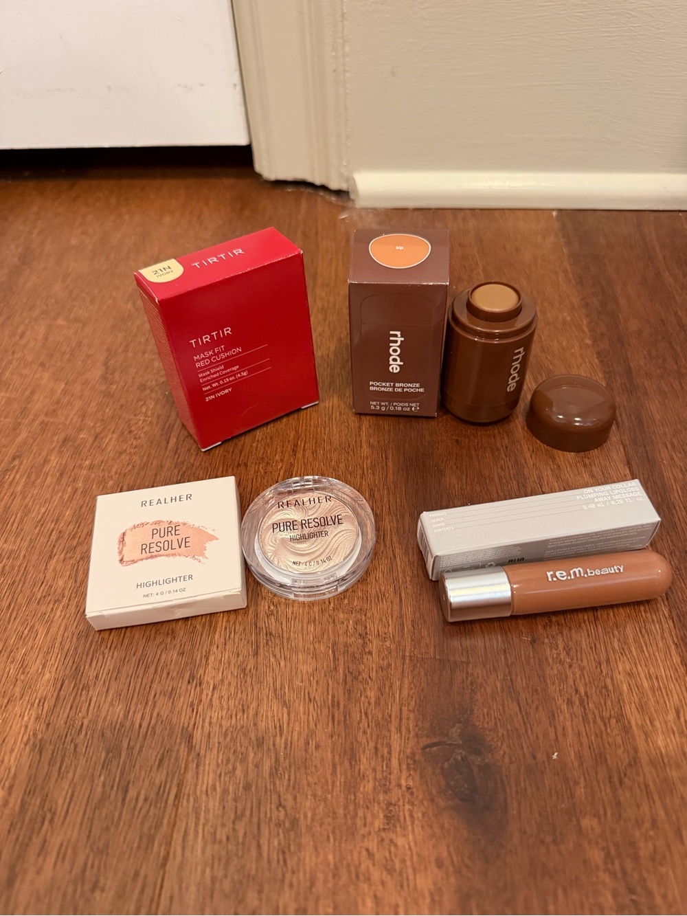 Tirtir & r.h.e. Neutral Cream Bronzer & Nude Lip Gloss Set